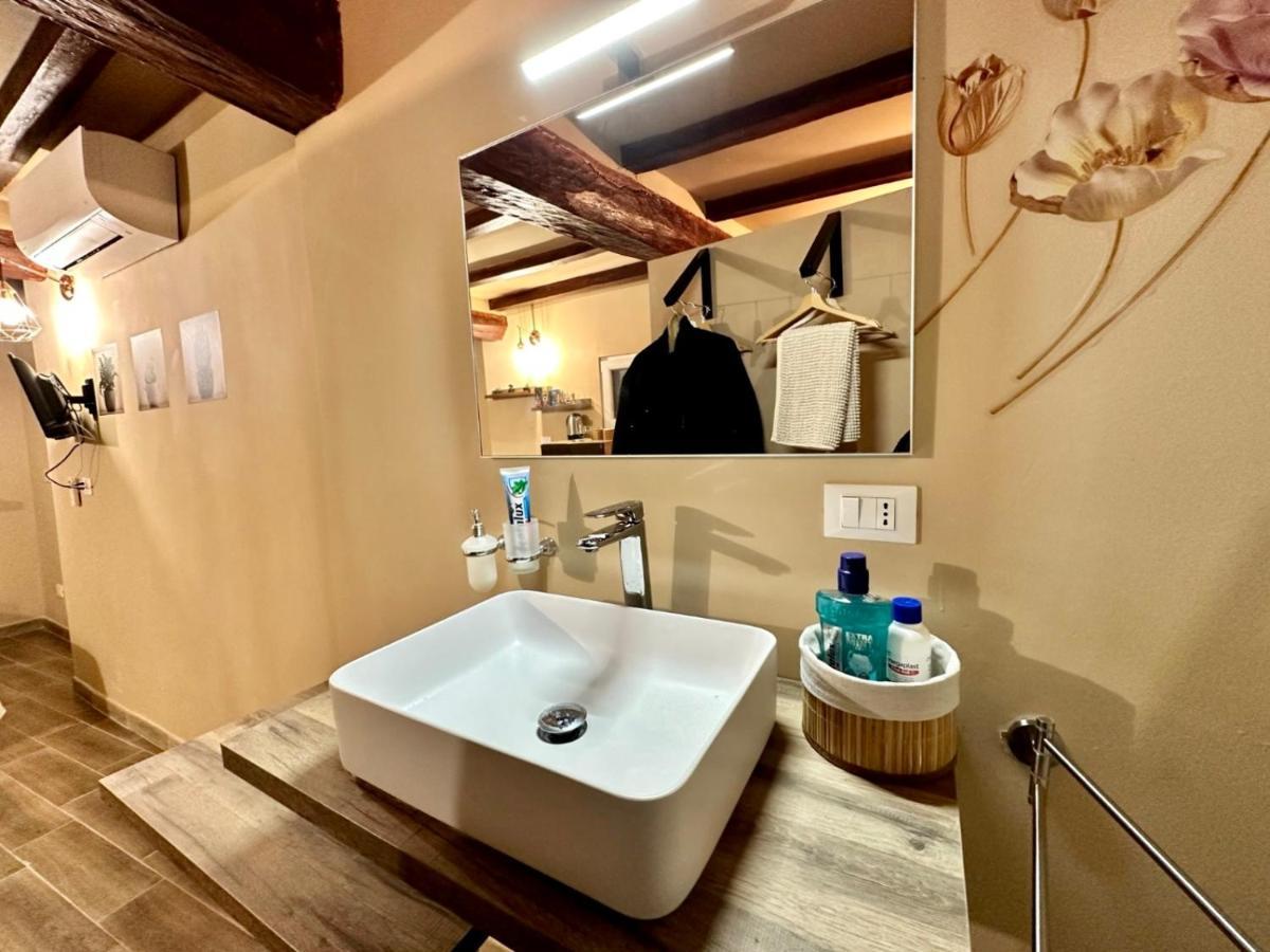 Siam House Appartement Bologna Buitenkant foto